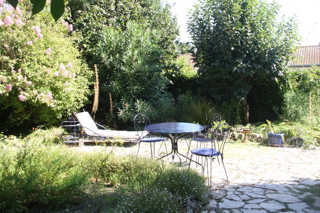 Aux Pots Bleus Bed and Breakfast Nissan-lez-Enserune Eksteriør billede